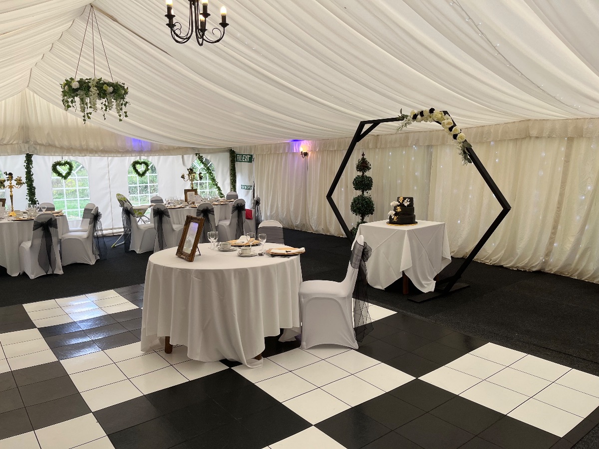 Gallery Item 40 for Moreteyne Manor
