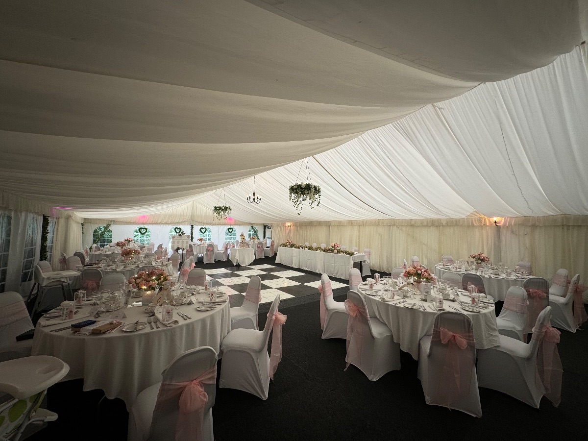 Gallery Item 22 for Moreteyne Manor