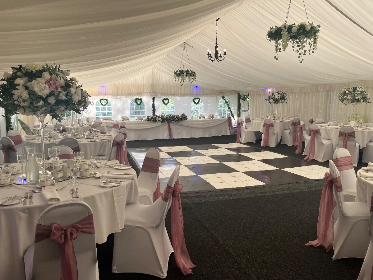 Gallery Item 105 for Moreteyne Manor