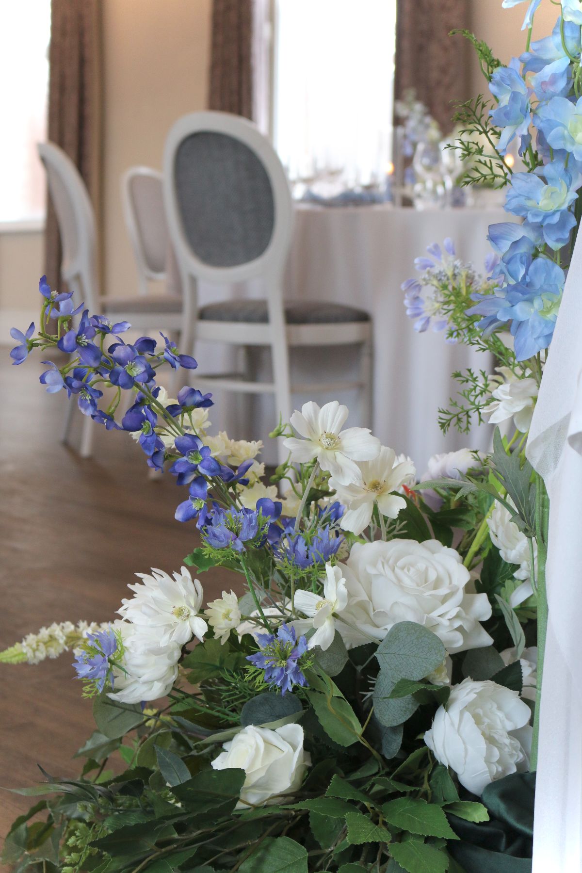 Gallery Item 34 for Amalfi White