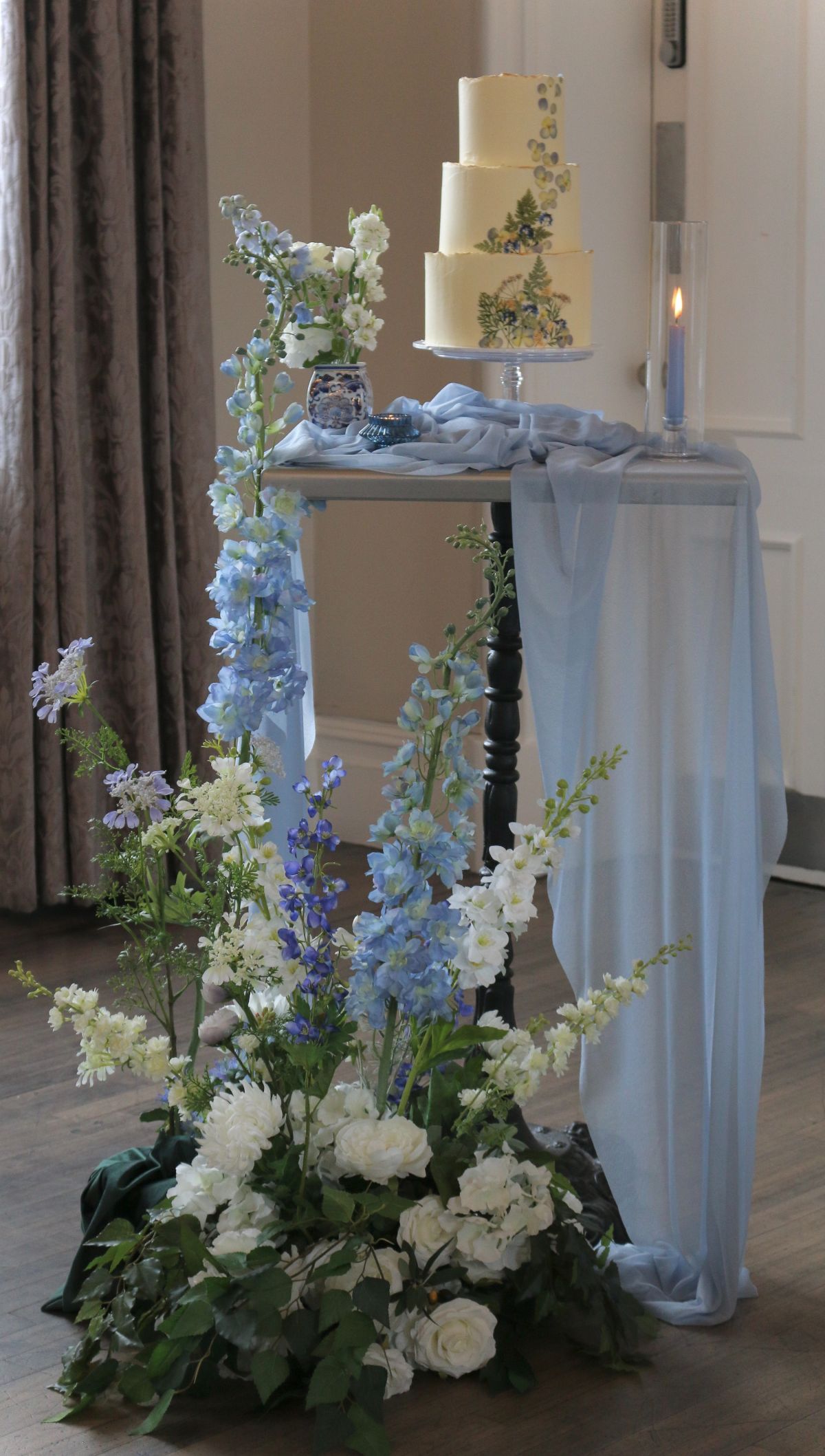 Gallery Item 42 for Amalfi White