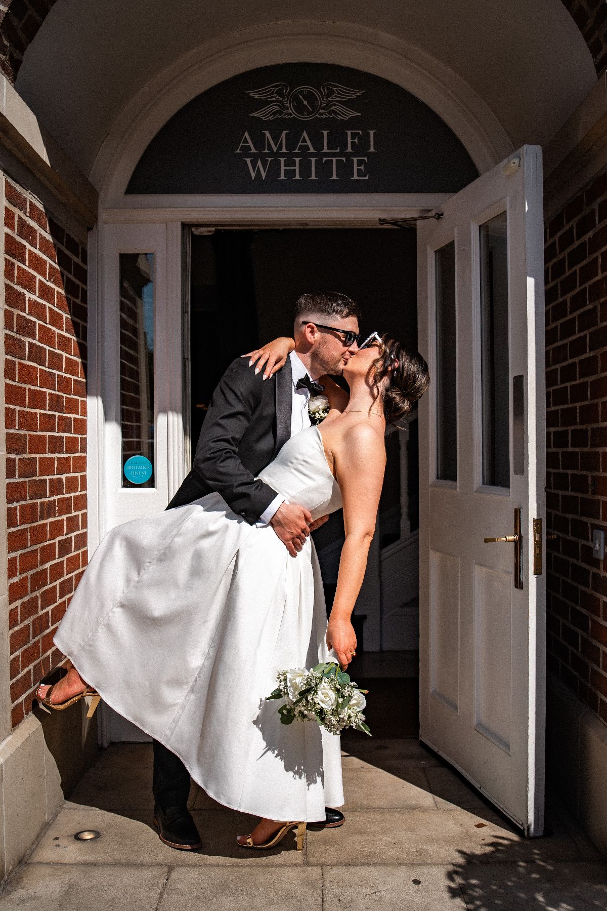 Gallery Item 7 for Amalfi White