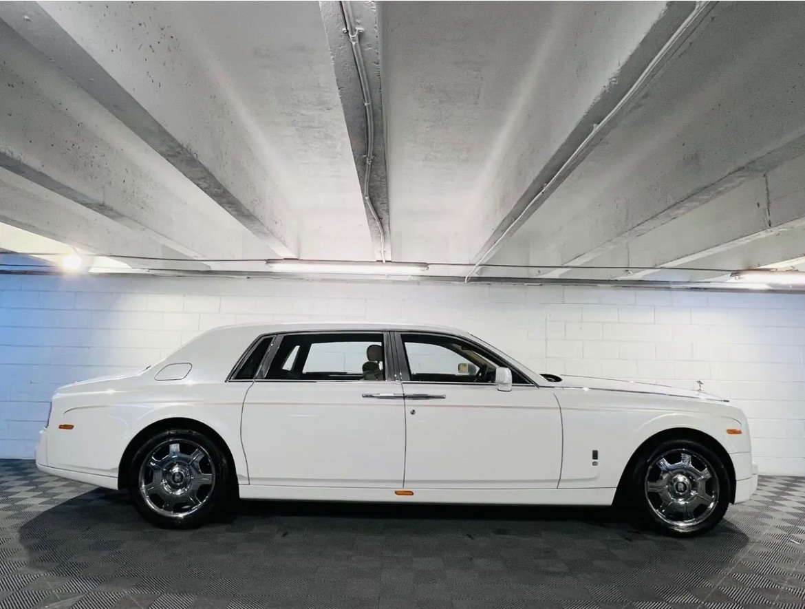 ASL Limousines & Wedding Cars-Image-13