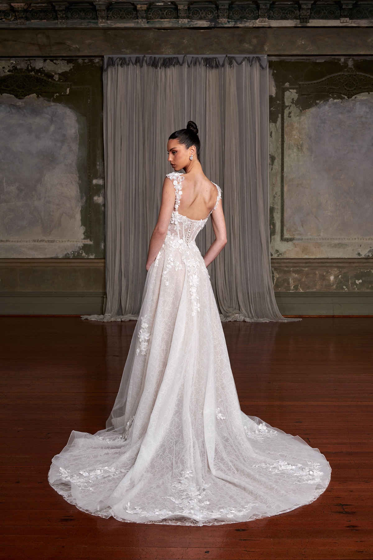 Brides of Bohemia-Image-9