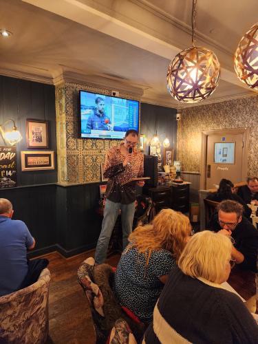 Dangerous Dave the Quiz Master-Image-20