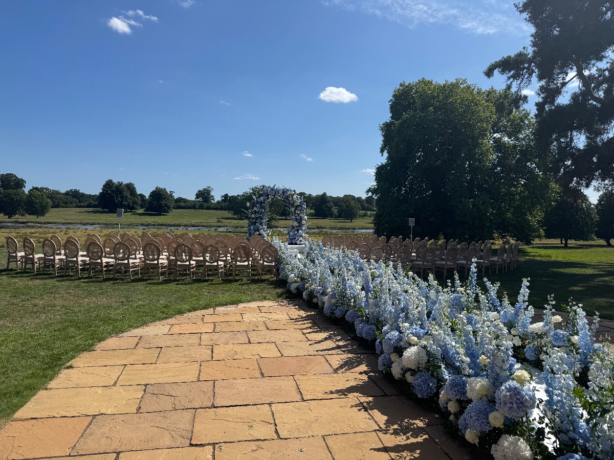 Paul Maxin Celebrant-Image-95