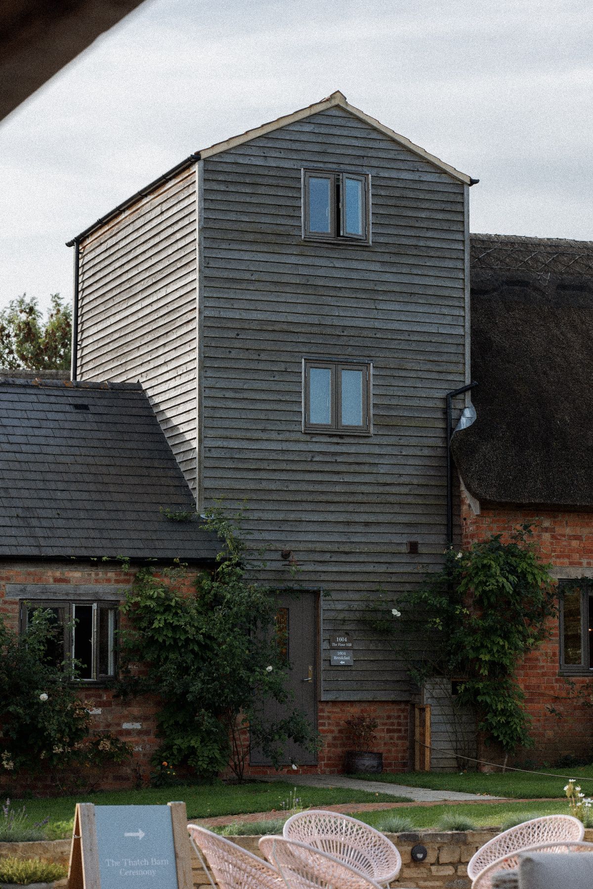 Hannah Warmisham Weddings-Image-341