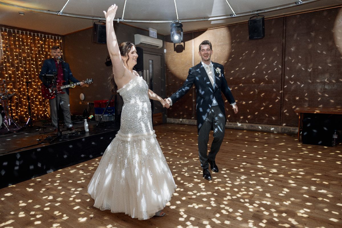 Hannah Warmisham Weddings-Image-17