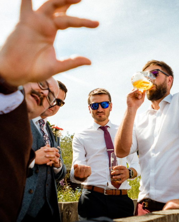 Elegant Magic - The Magic of Neil Edwards-Image-9