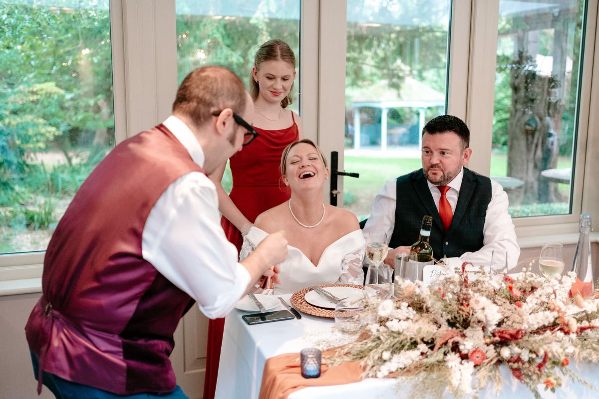 Elegant Magic - The Magic of Neil Edwards-Image-18