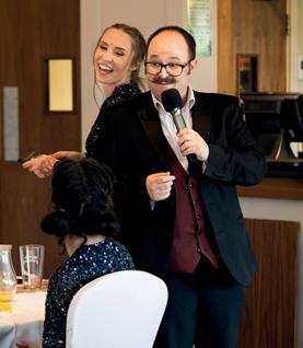 Elegant Magic - The Magic of Neil Edwards-Image-4