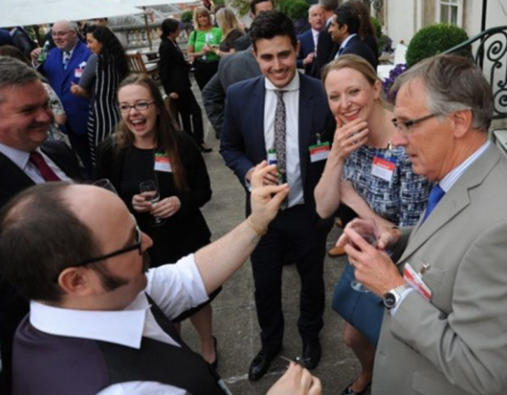 Elegant Magic - The Magic of Neil Edwards-Image-7