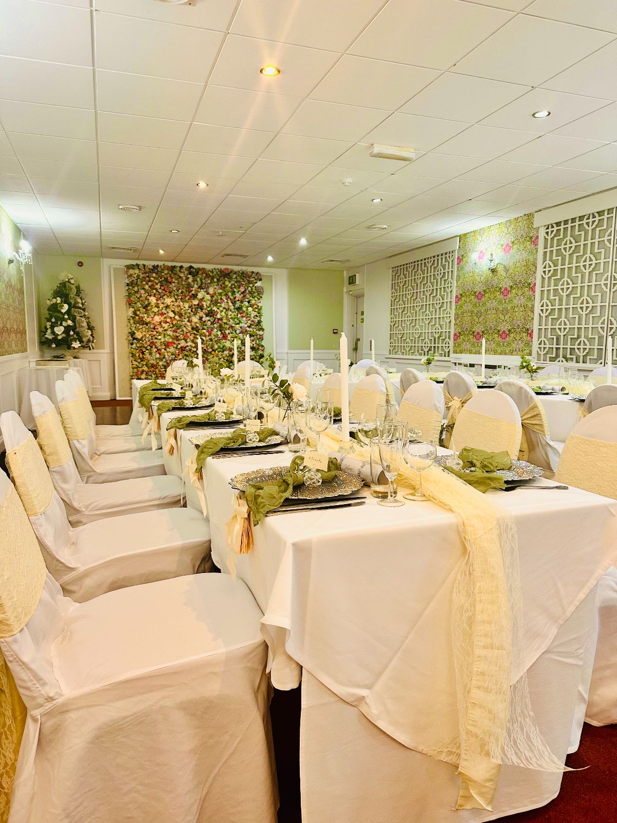 Real Wedding Image for Joanna & Richard