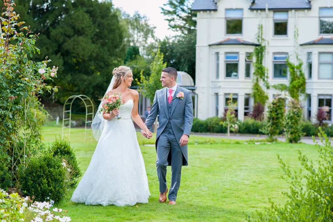 Southdowns Manor in Hampshire Wedding Photographer - outside wedding venue