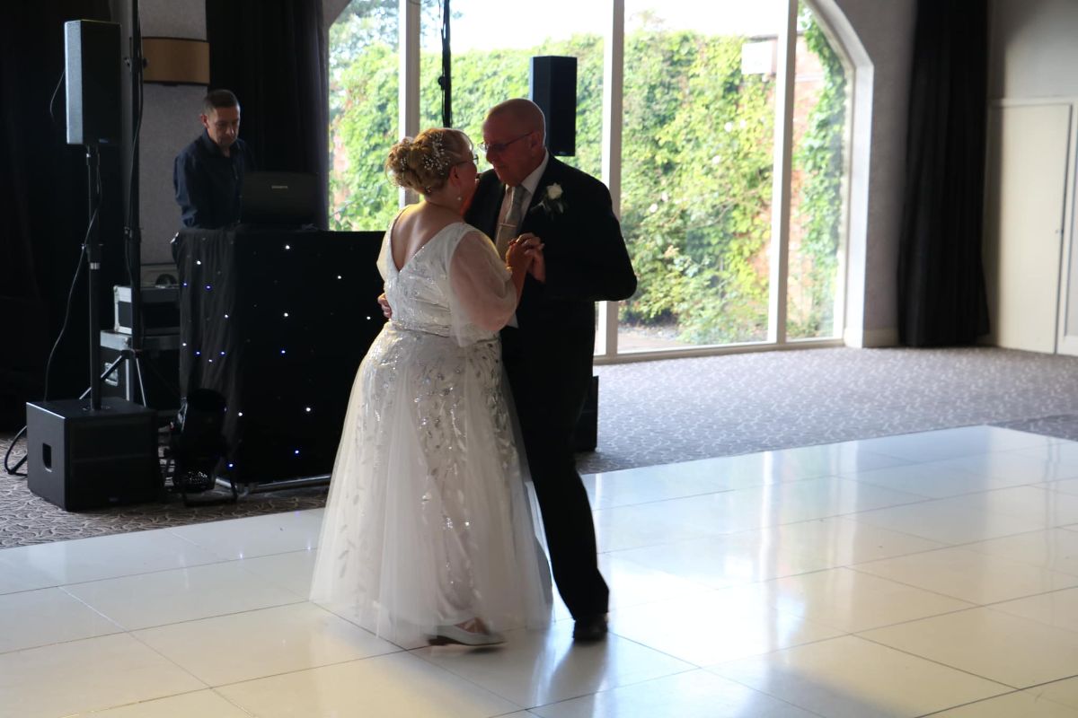 The warm summer sunshine makes their early evening first dance memorable for Molly and Bryan who married at Lion Quays Resort in July.