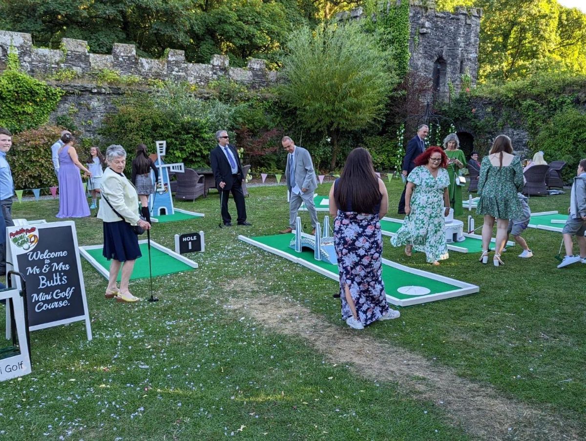 Portable Putts, Garden Golf 