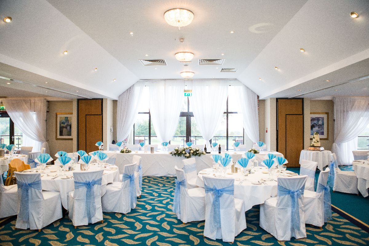Beautiful room with their choice of blue napkins