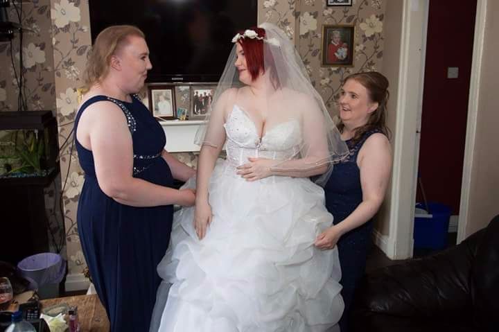 Pre wedding photo. Bride and bridemaids