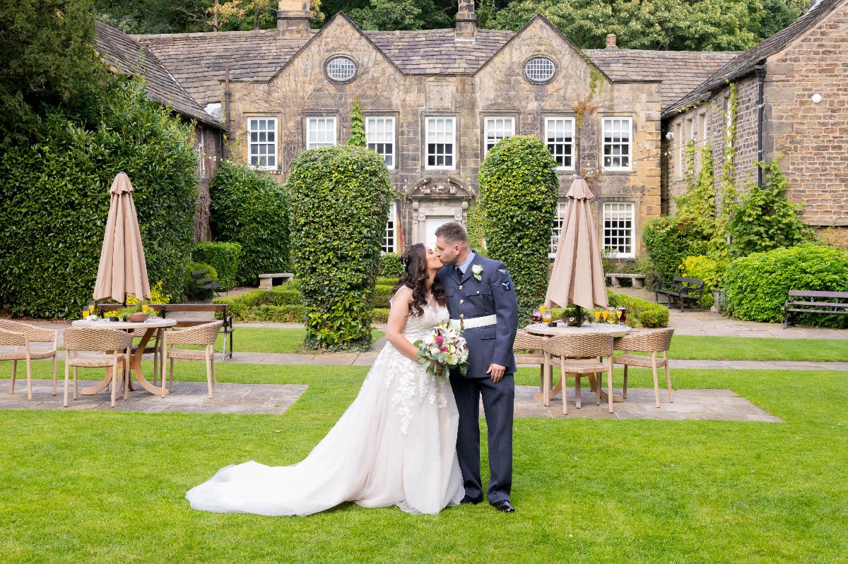 Real Wedding Image for Robbin & Ashley