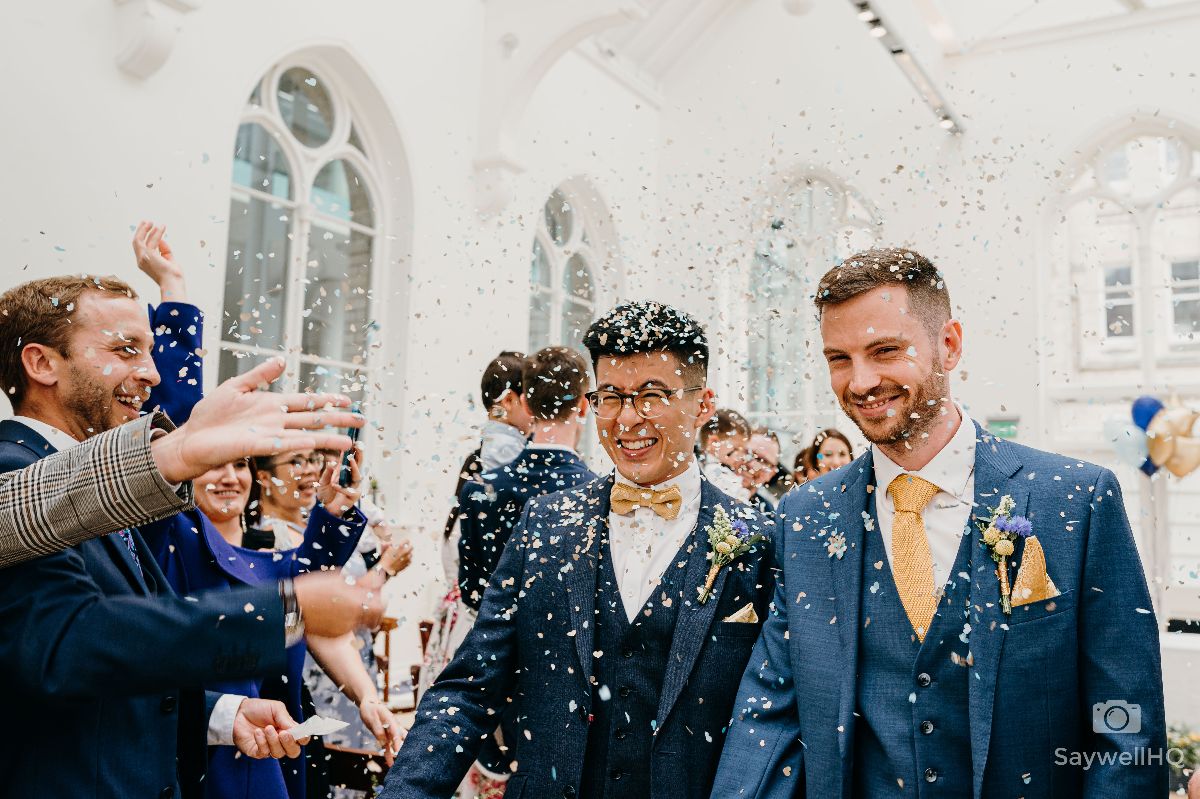 Nottingham Wedding Photography - happy couple and the confetti!