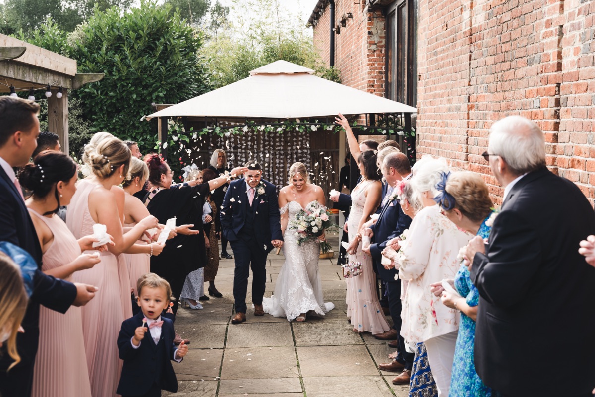 Manor Mews wedding photographer | King