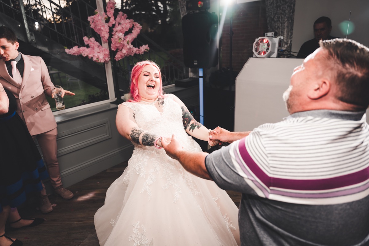 Skegness Wedding Photographer | Lincolnshire Wedding Photographer | The Vine Hotel Wedding Photos