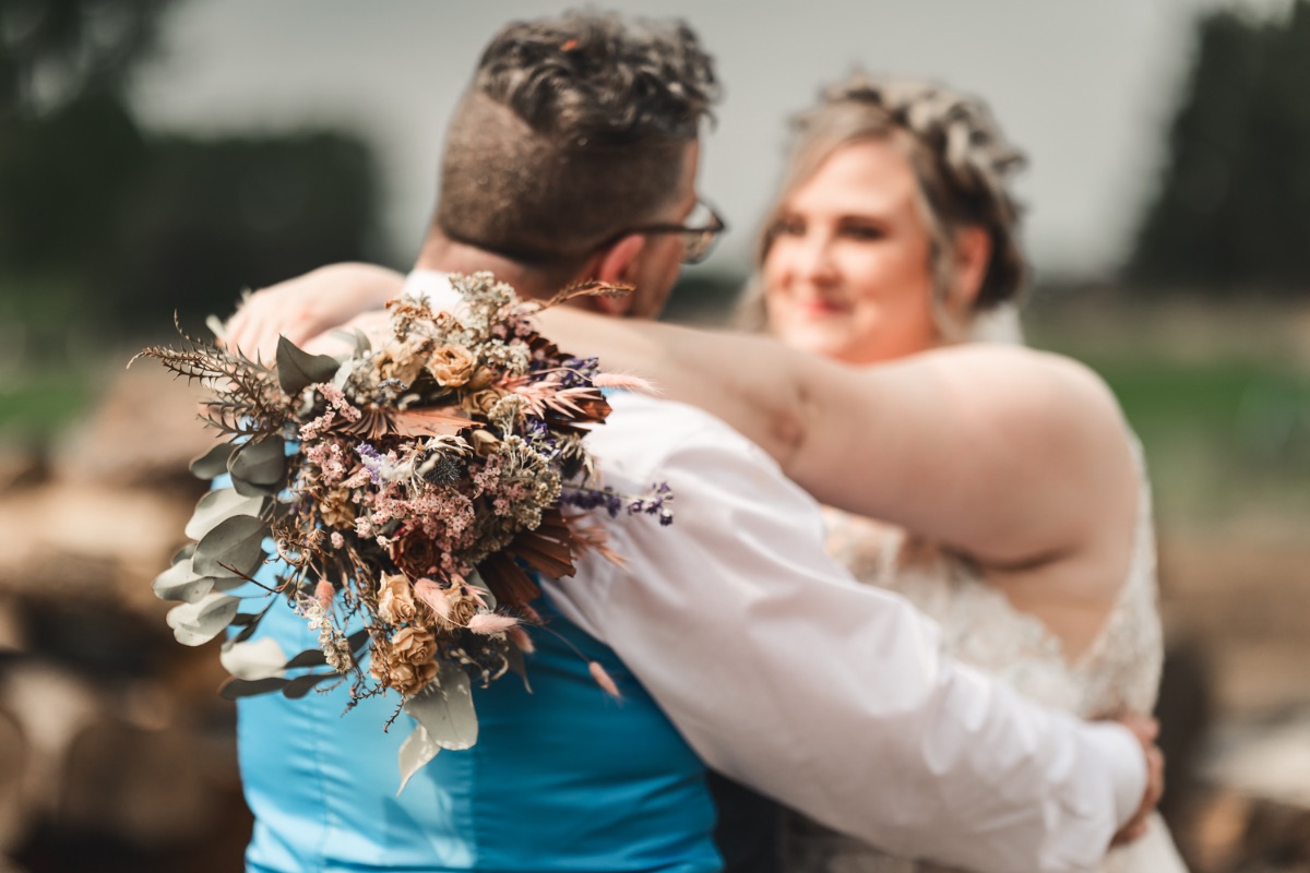 Chloe & James | Red Barn King