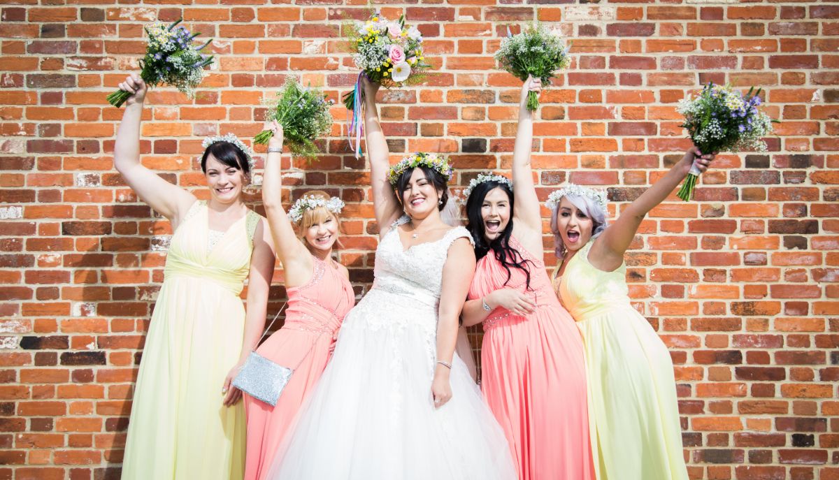 Bride with all her bridal party