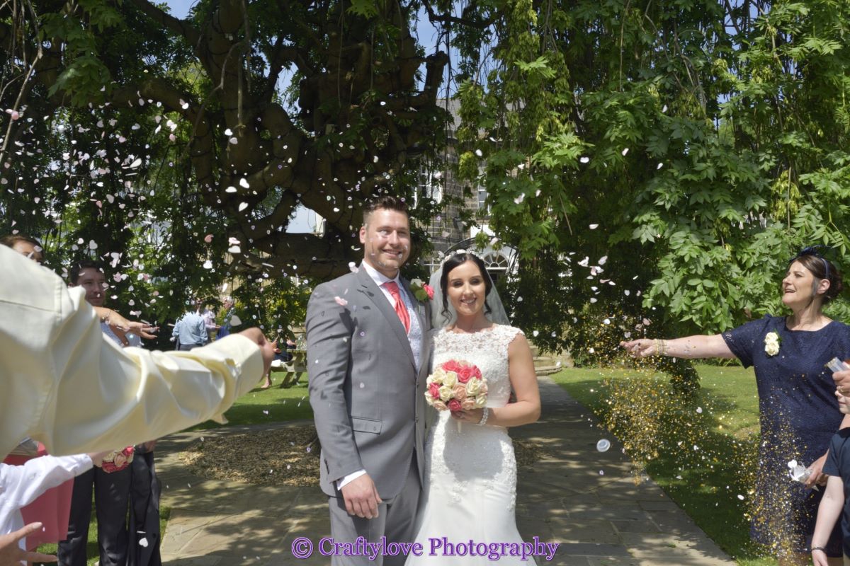 A lovely wedding at Kings croft hotel, Craftylove Photography
