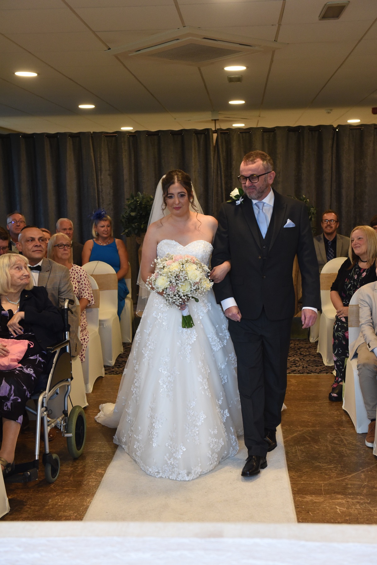 Real Wedding Image for Laura 