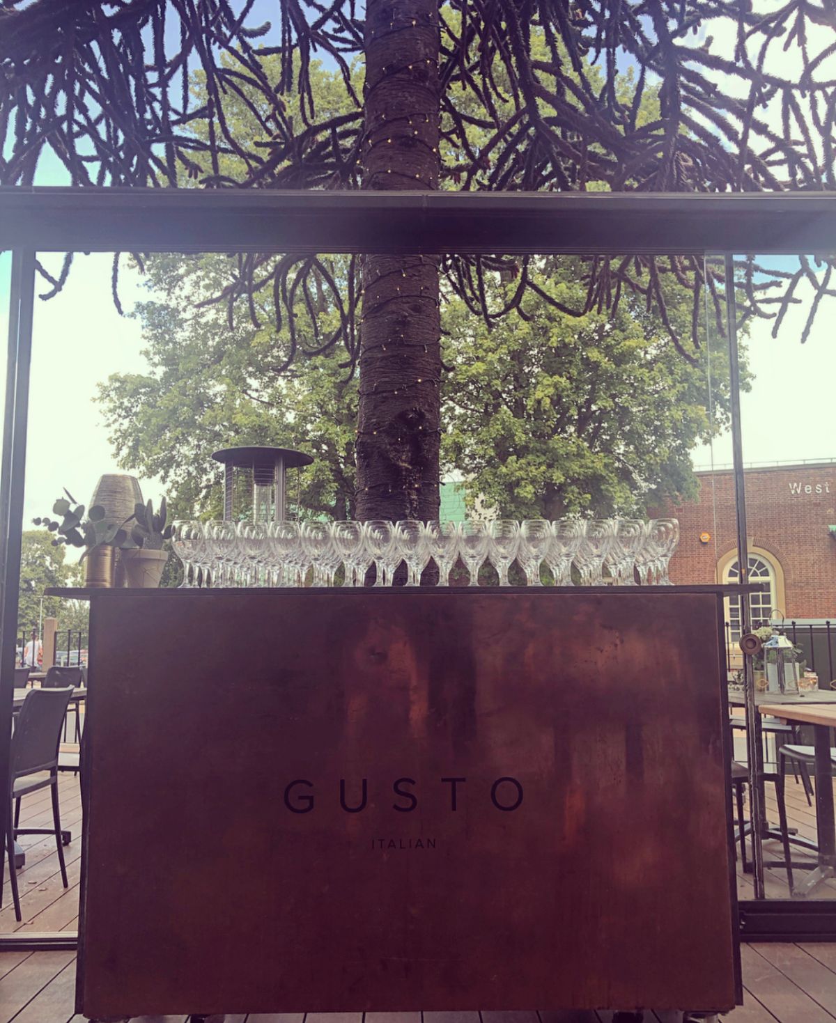 Gusto Italian pop-up bar providing the perfect platform for the party