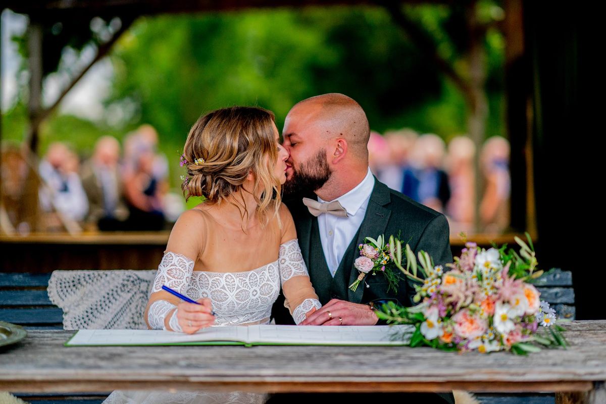 Real Wedding Image for Carrie & Ryan