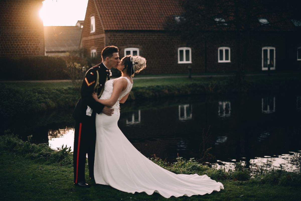 Romantic shot by the pond as the light was fading