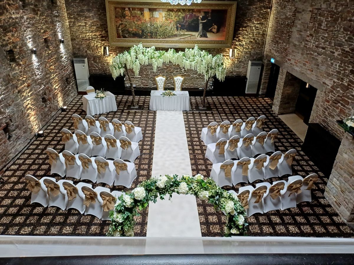 Real Wedding Image for Wendy & Tony