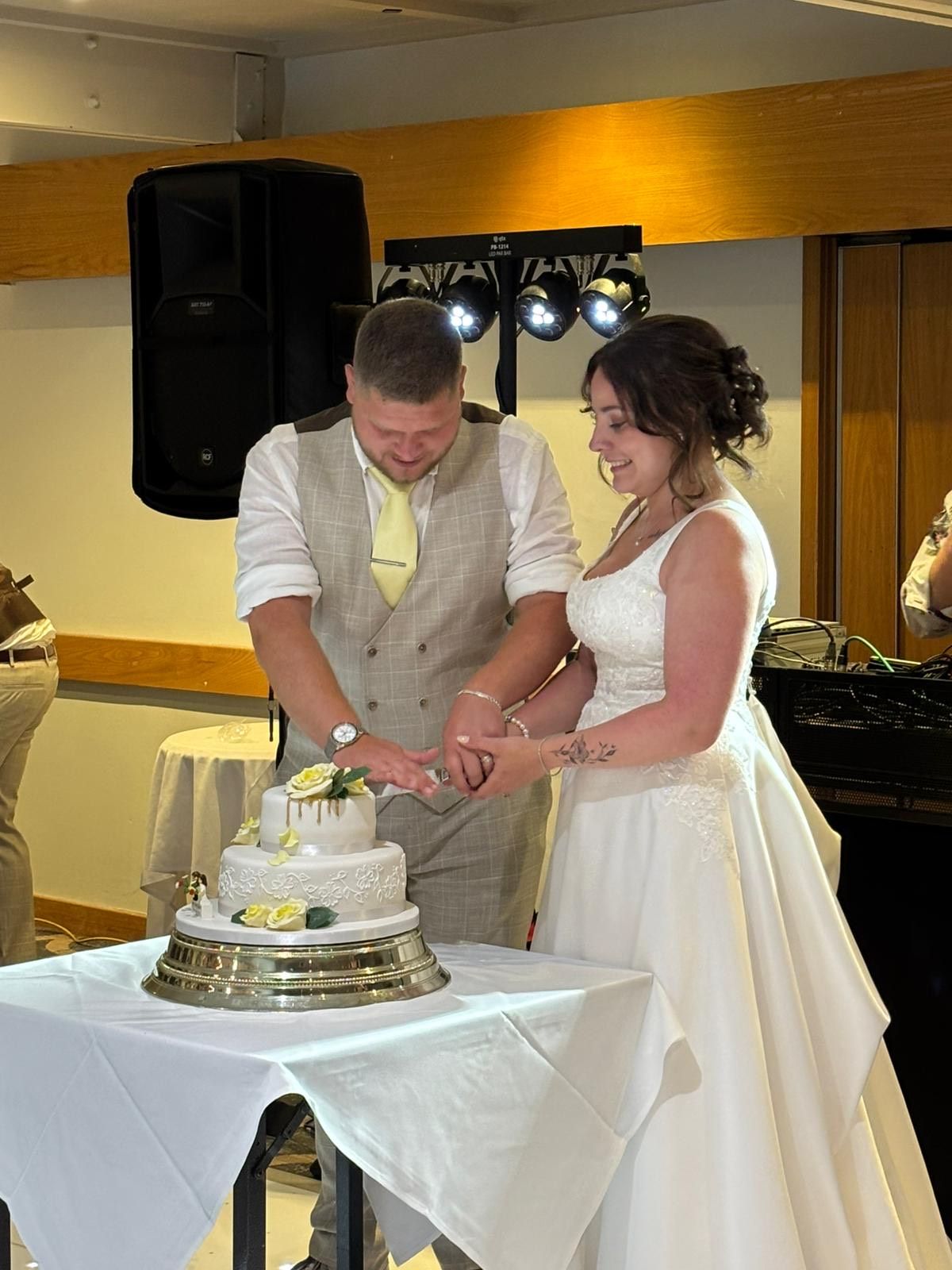 Real Wedding Image for Shannon  &  Nathan Toller