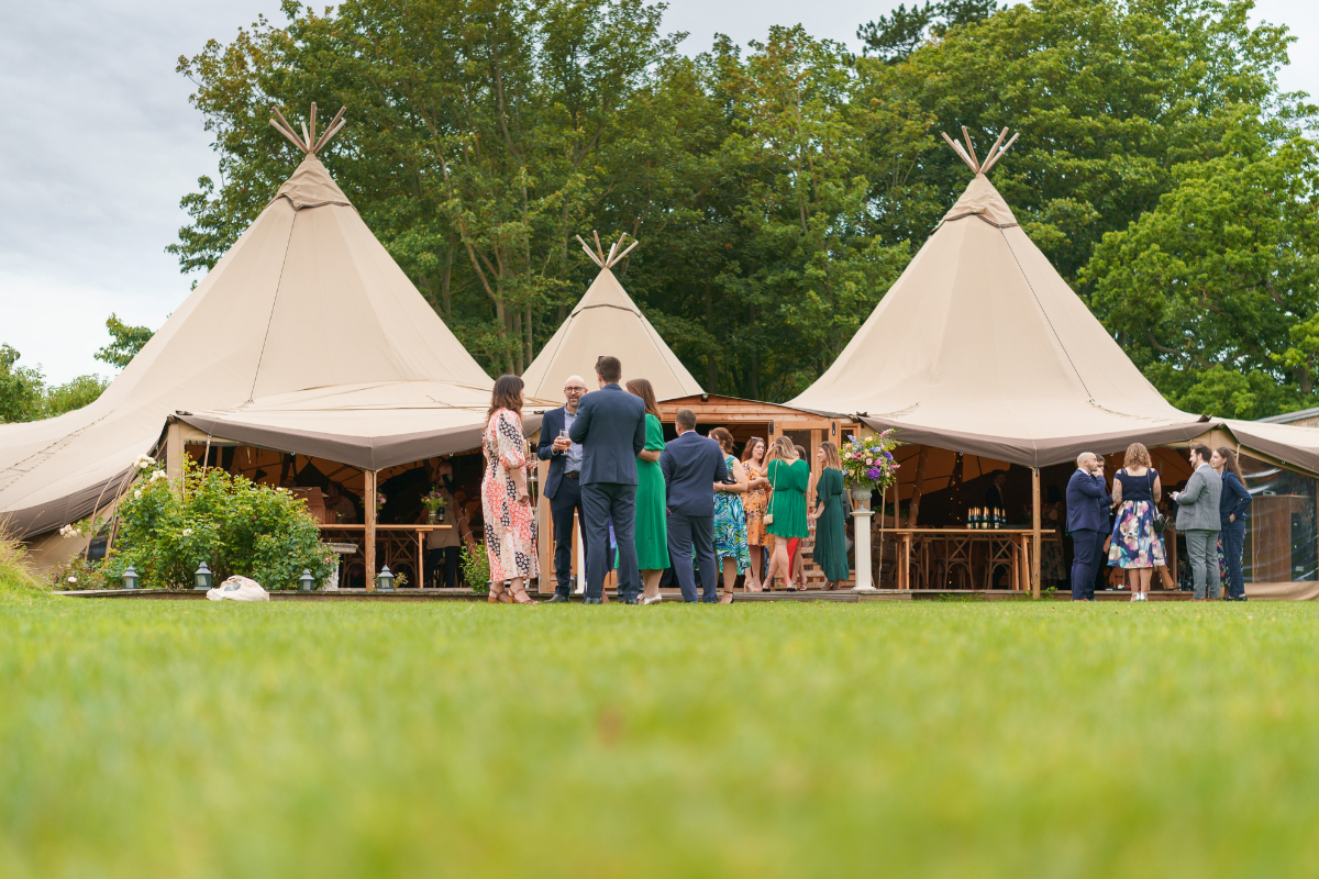 Real Wedding Image for Harriet & Lawrence