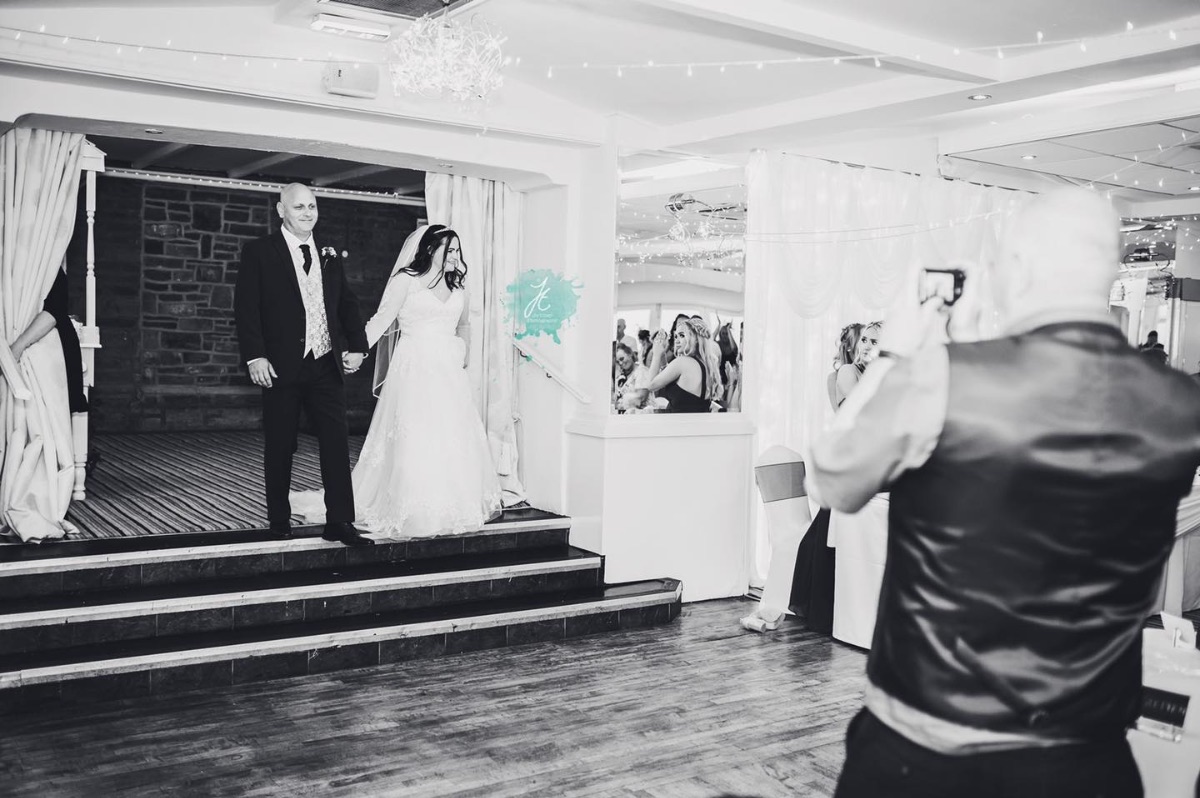 Real Wedding Image for Mr & Mrs Deakins