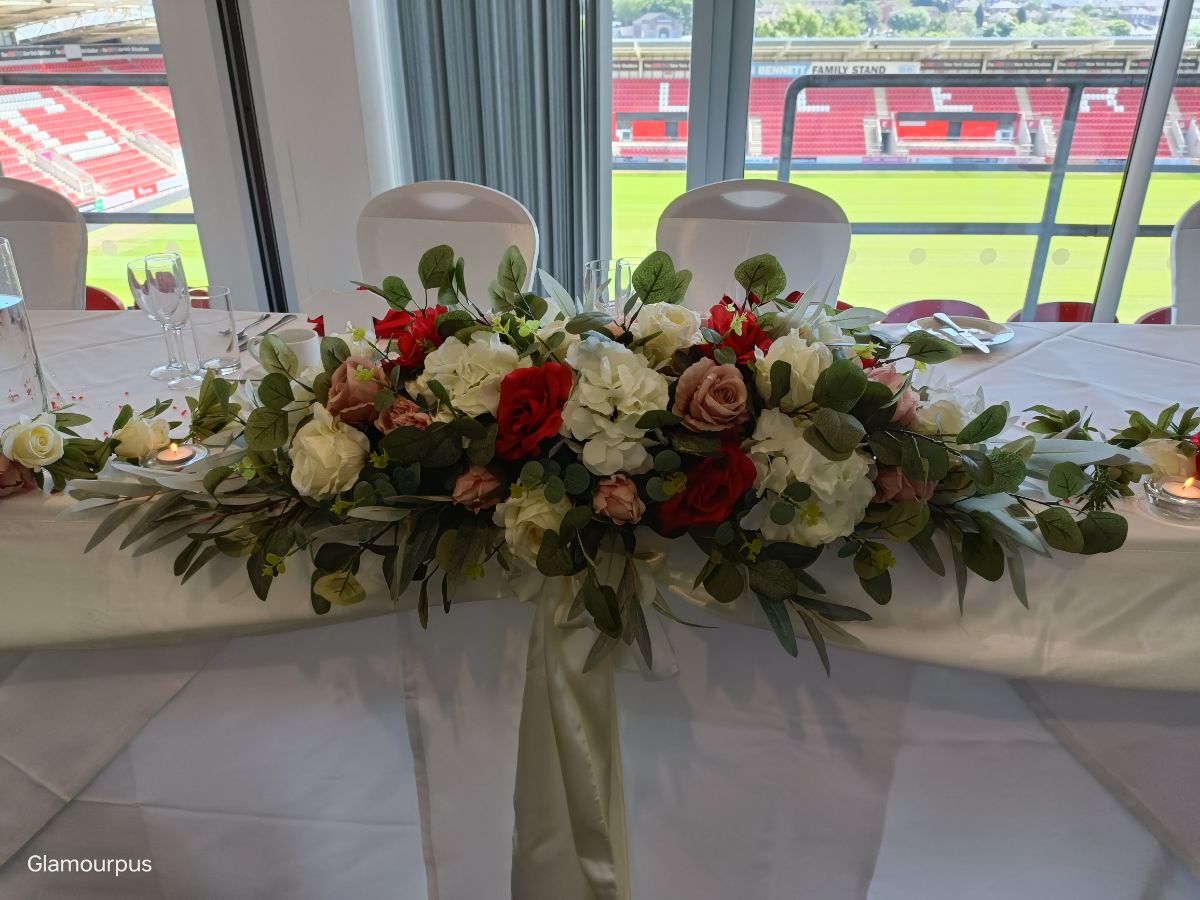 Top Table flower arrangement