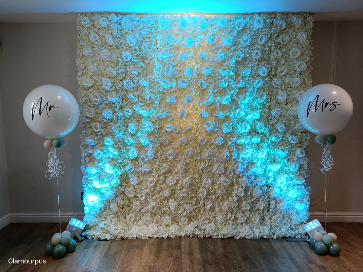 Flower Wall & Up-lighting