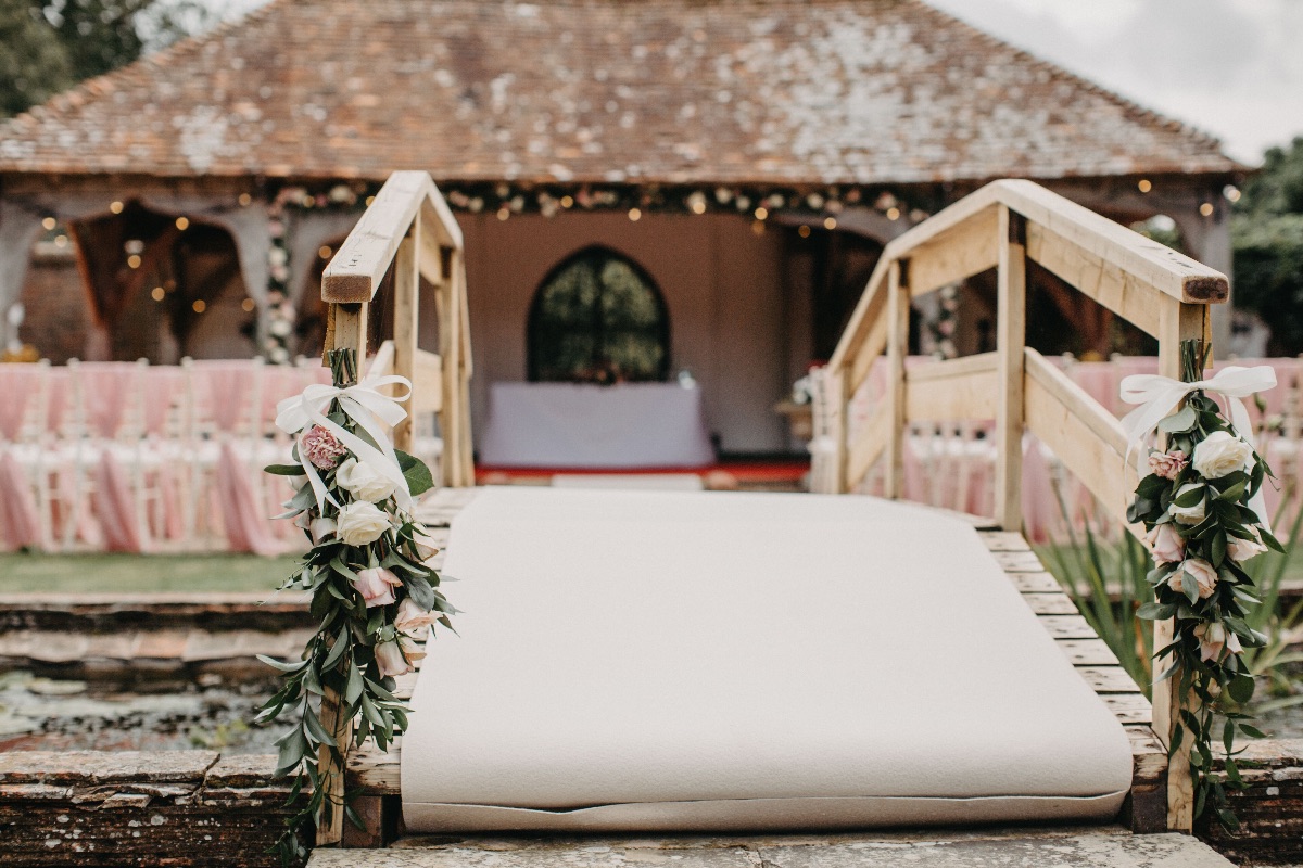 Real Wedding Image for Lucy & Partner