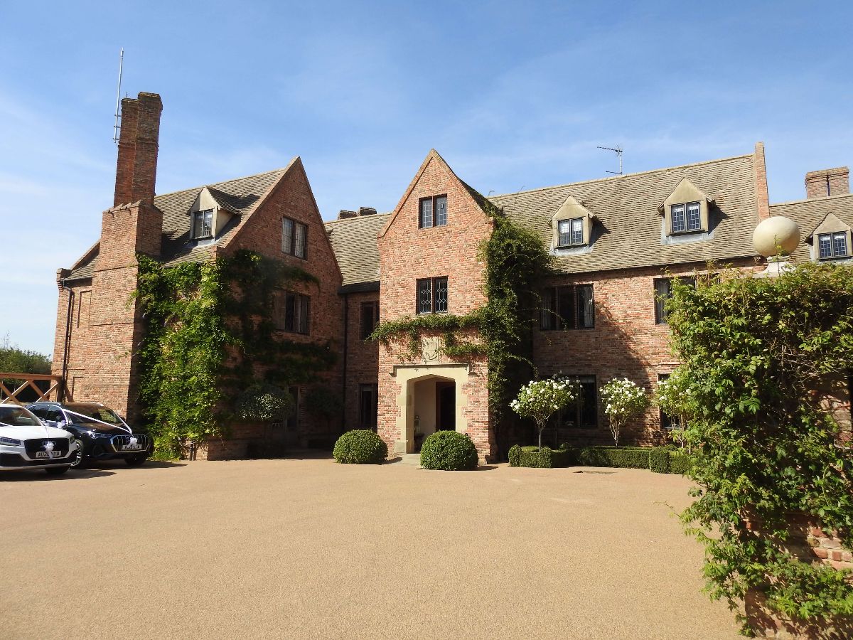 Old Hall Ely , such a wonderful wedding venue 