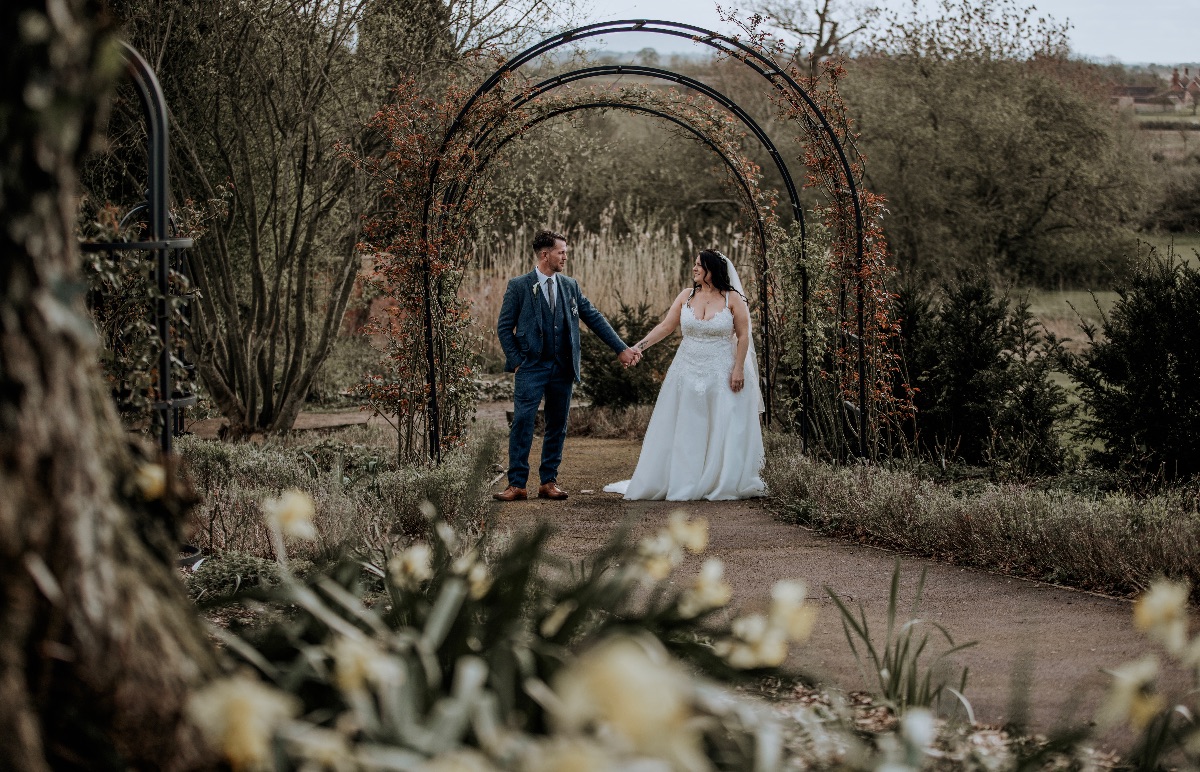 Real Wedding Image for Wayne & Becky