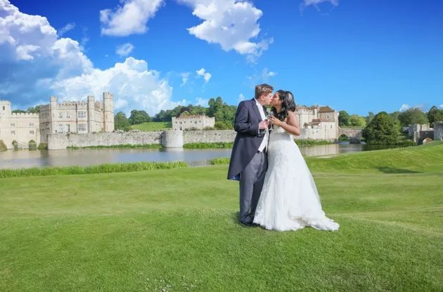 Dramatic setting of Leeds castle.