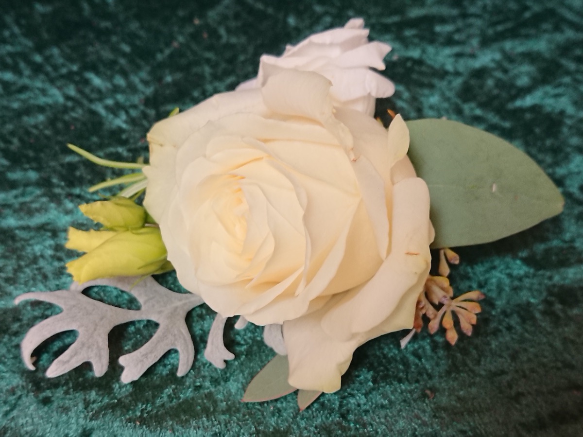 Ivory and white buttonhole