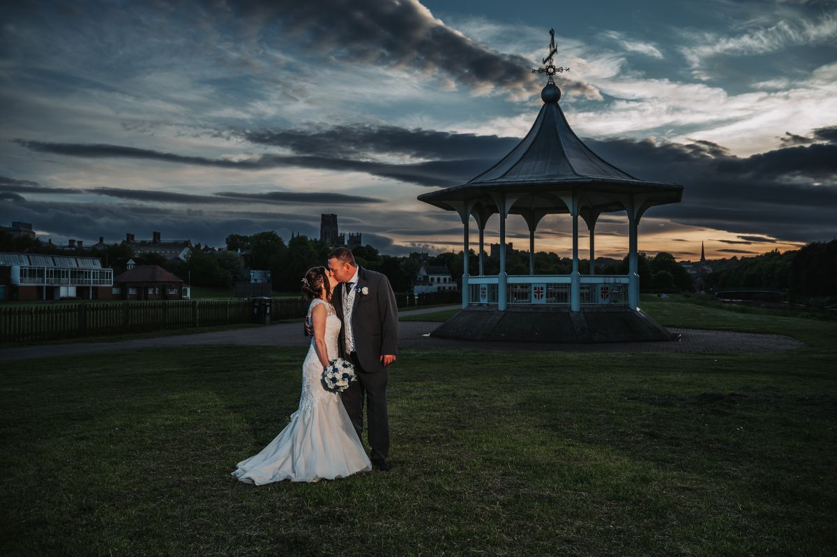 Real Wedding Image for Leanne & Ralph