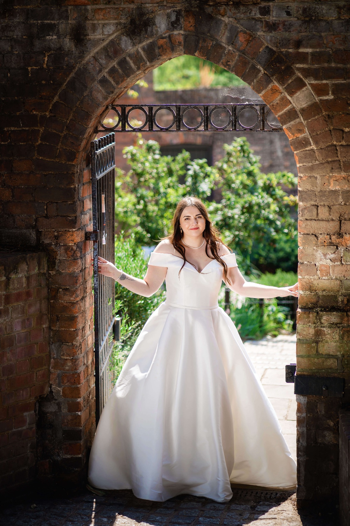 What a beautiful bride.