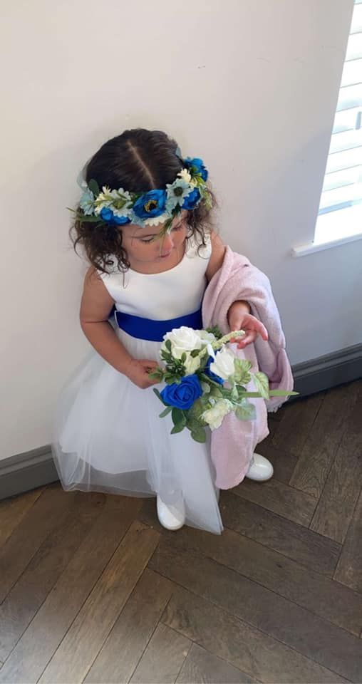 Beautiful flower girls!