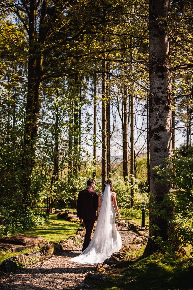 GAMEKEEPER'S WEDDING - HAYLEY & JAKE