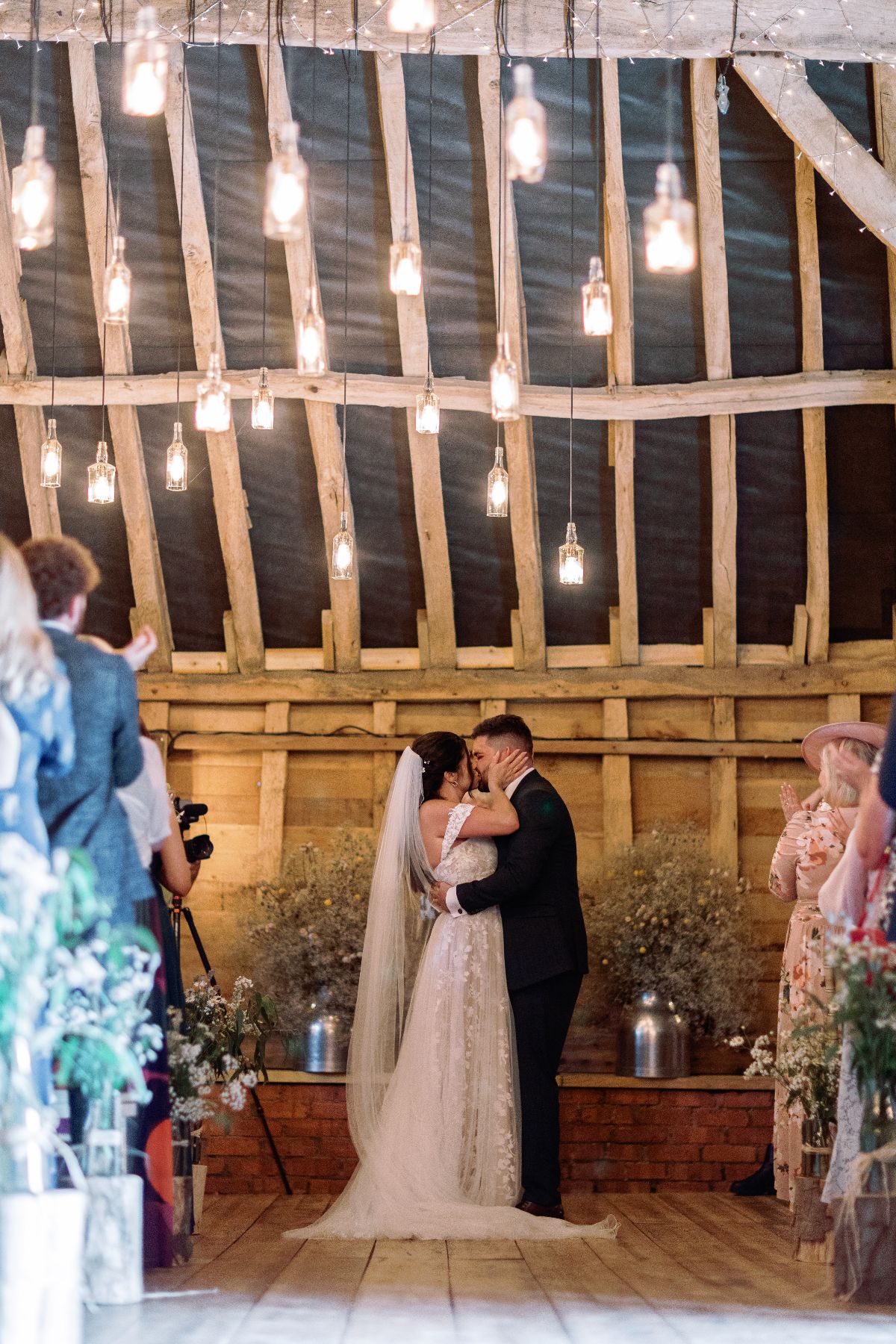 Danielle Chambers https://www.daniellechambersweddingphotography.co.uk/