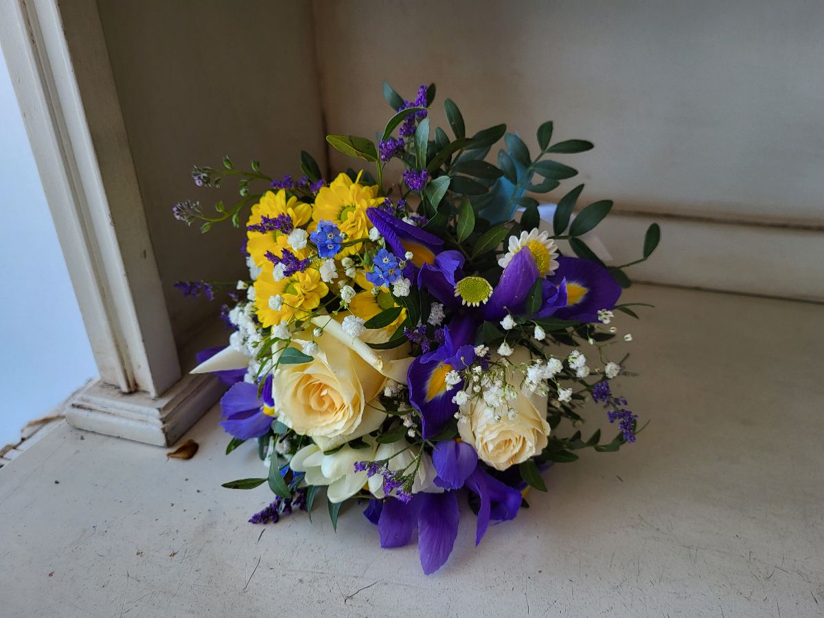 Petite Flower Girl Bouquet